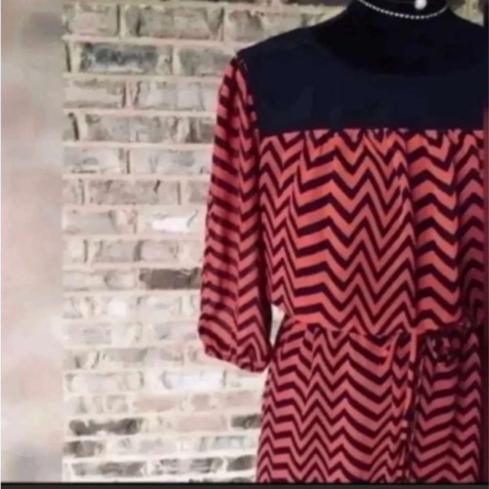 CHEVRON DRESS WITH DRAWSTRING WAIST - Picture 8 of 12